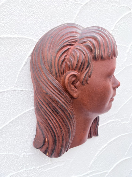 Image 1 of Testa di donna in ceramica