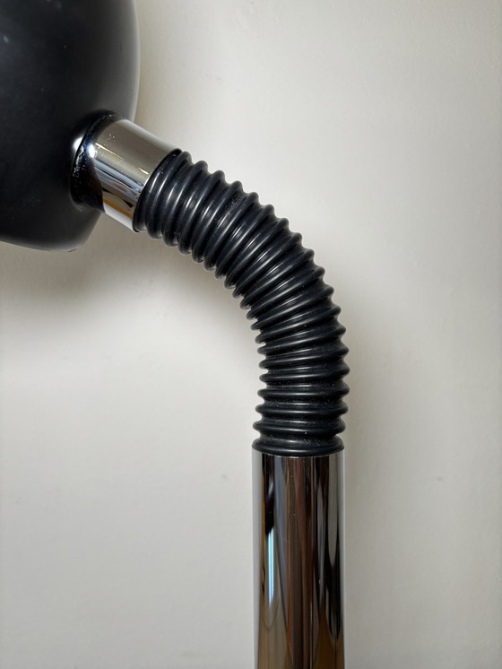 Image 1 of Hillebrand, lampada da tavolo vintage, Germania, anni '70, metà secolo, design industriale, Bauhaus, cromo, metallo, lampada