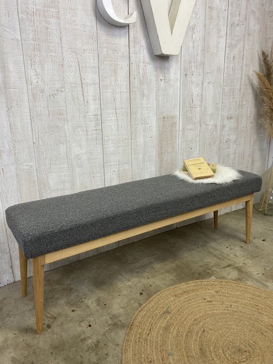 Image 1 of Bouclettes" bench seat