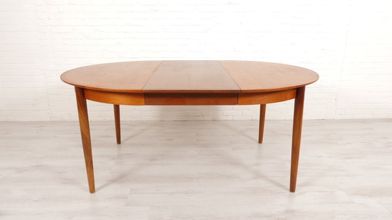 Image 1 of Vintage Round Dining Table