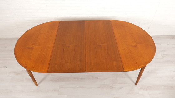 Image 1 of Vintage Round Dining Table