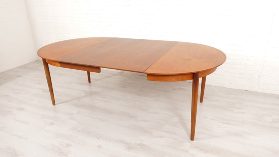 Image 1 of Vintage Round Dining Table