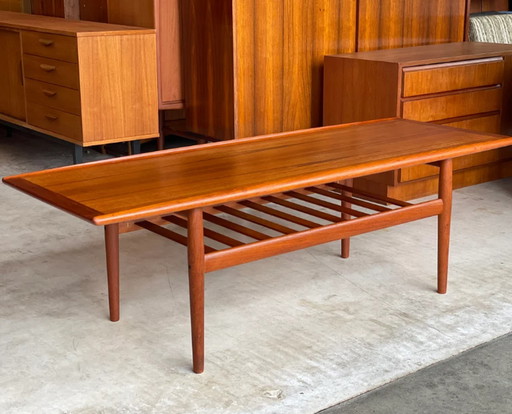 Grete Jalk denmark Coffee Table