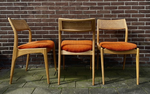 3x Edmund Homa GFM-110 chairs