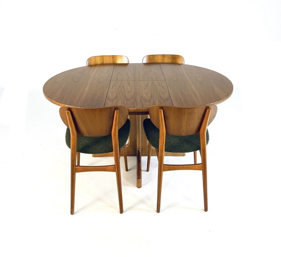 Image 1 of Extendable Dining Table, Casala