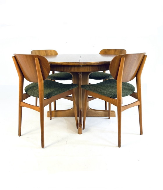 Image 1 of Extendable Dining Table, Casala