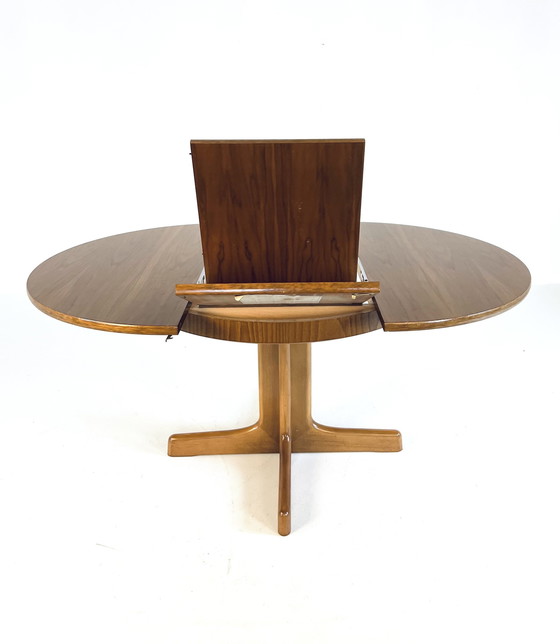 Image 1 of Extendable Dining Table, Casala