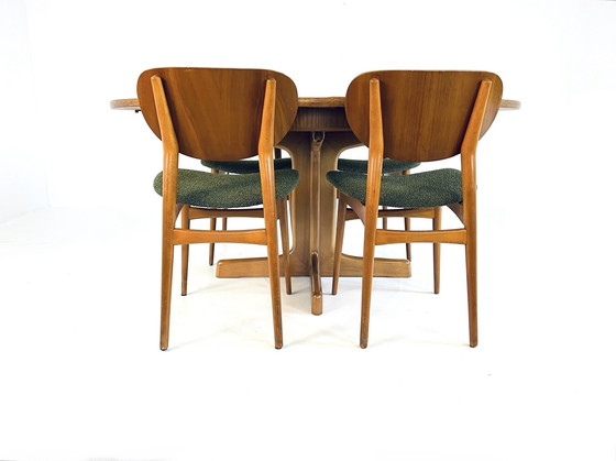 Image 1 of Extendable Dining Table, Casala