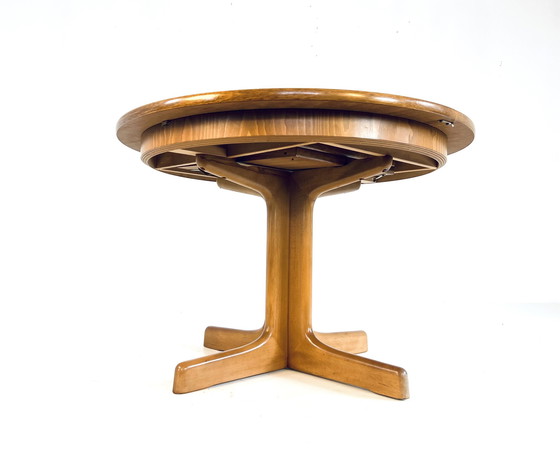 Image 1 of Extendable Dining Table, Casala