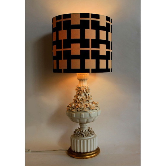 Image 1 of Pair of vintage ivory-colored ceramic table lamps by Manises, 1940
