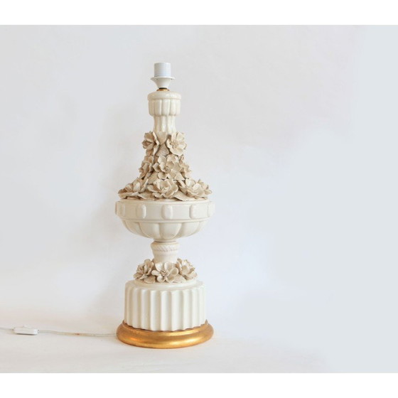 Image 1 of Pair of vintage ivory-colored ceramic table lamps by Manises, 1940