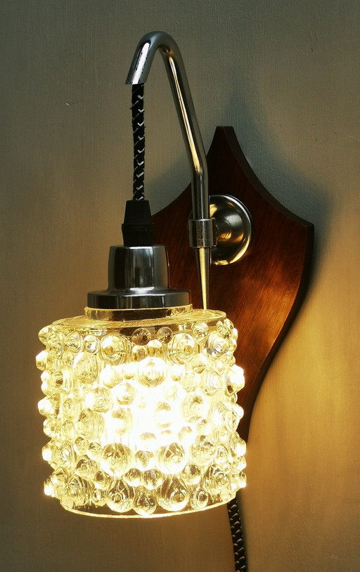 Wall lamp