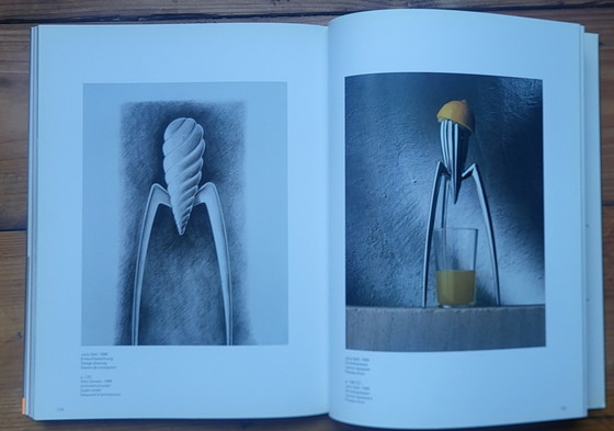 Image 1 of Table book Starck