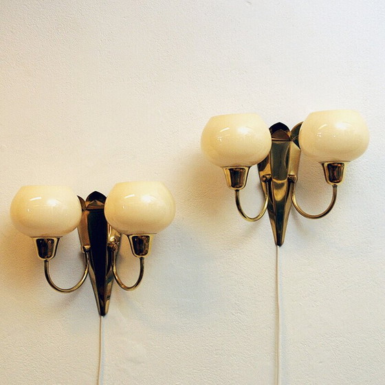 Image 1 of Pair of vintage brass and opaline glass wall lights by Br Sæther, Norway 1940