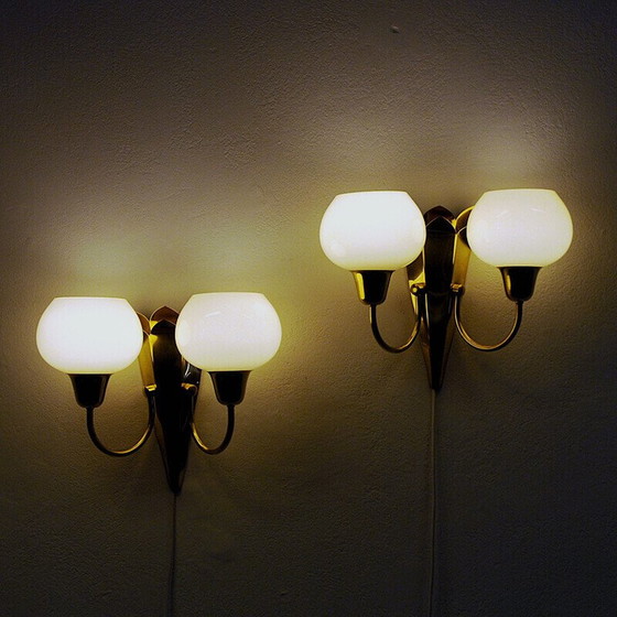 Image 1 of Pair of vintage brass and opaline glass wall lights by Br Sæther, Norway 1940