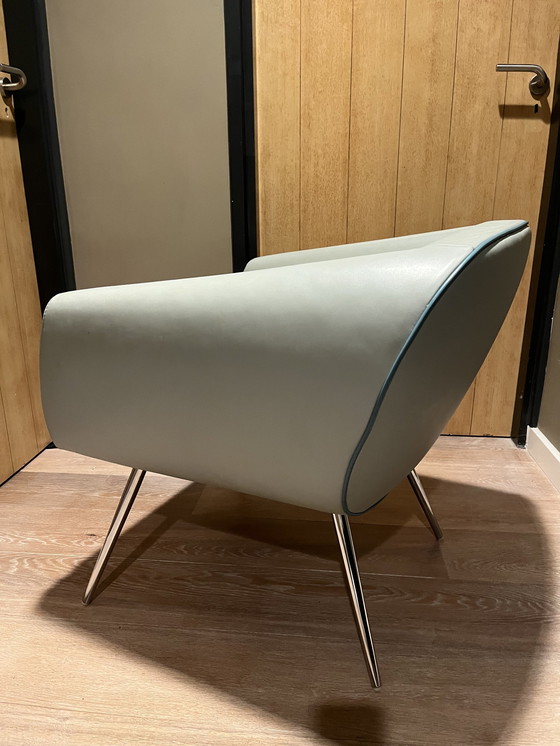 Image 1 of Leolux Mundo armchair