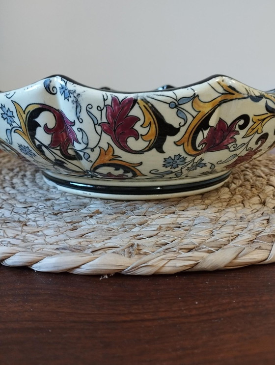 Image 1 of Gran plato antiguo de la Fábrica de Loza de Gien: Francisco I Decoración