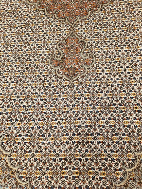 Image 1 of Tapis persan noué à la main Tabriz Mahi