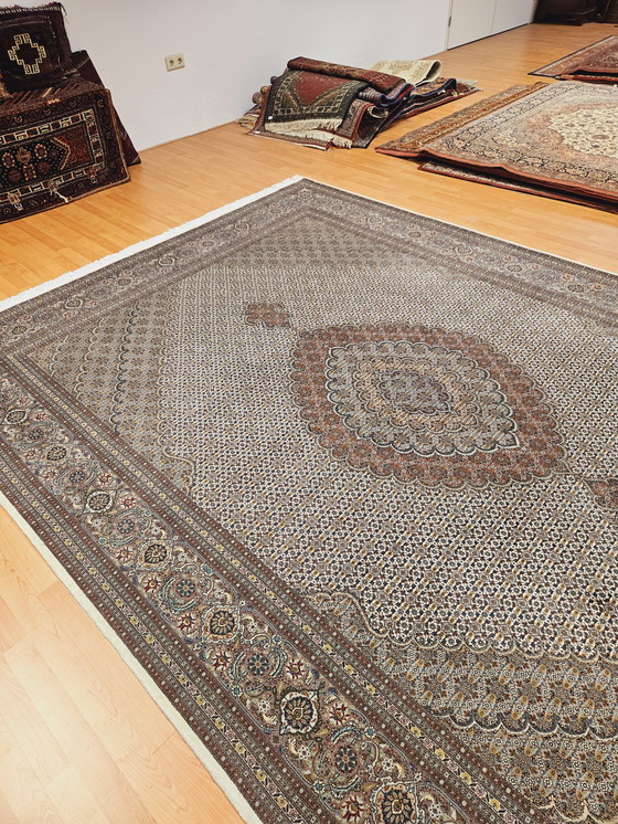 Image 1 of Tapis persan noué à la main Tabriz Mahi