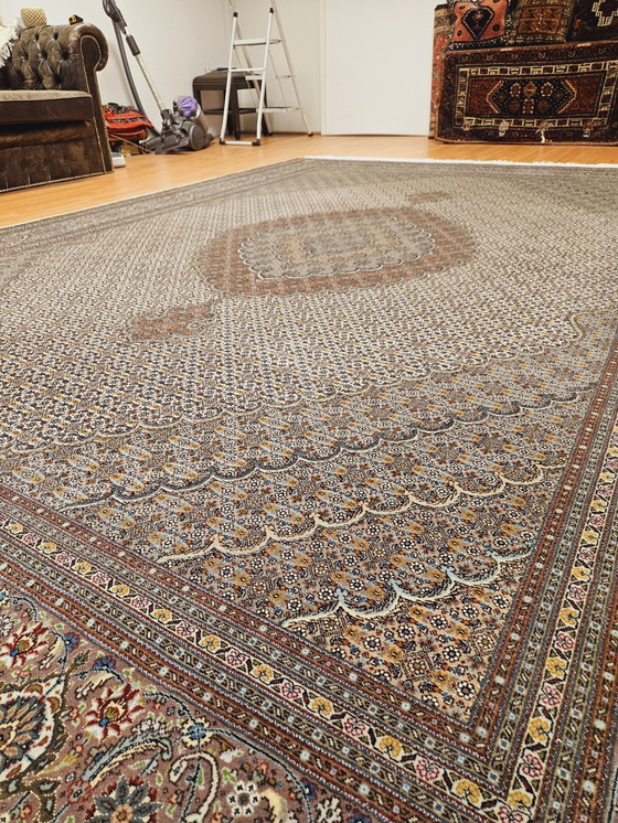 Image 1 of Tapis persan noué à la main Tabriz Mahi