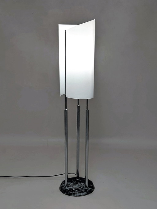 Floor lamp "Arianna" Bruno Gecchelin Oluce Italy