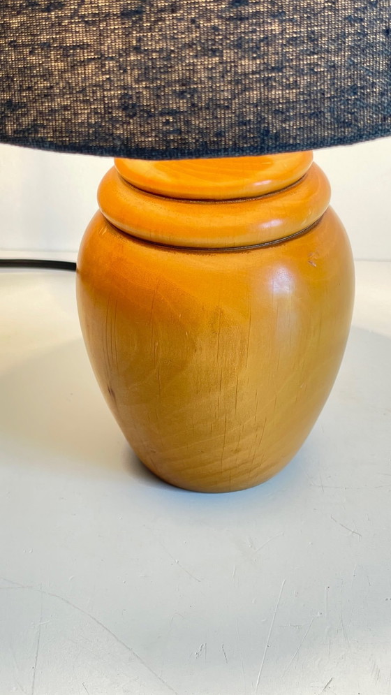 Image 1 of Lampada vintage in legno massello e tessuto 