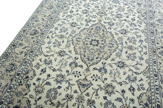 Image 1 of Hand-knotted Kashan Cork Oriental Rug - 294 X 196 Cm