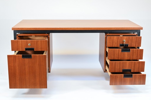 Eu02 desk Cees Braakman Serie Japonaise By Pastoe"