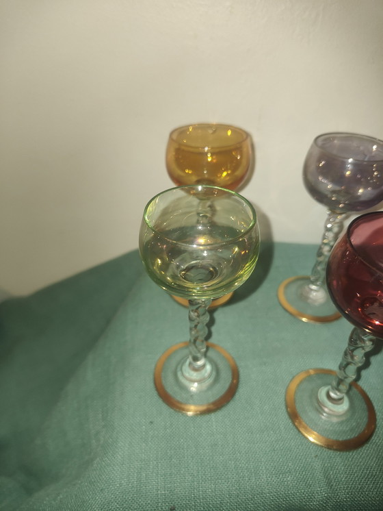 Image 1 of Copa de licor con pie de cristal de Murano