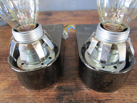 Image 1 of Set di 2 lampade da parete originali con paralumi in vetro originali