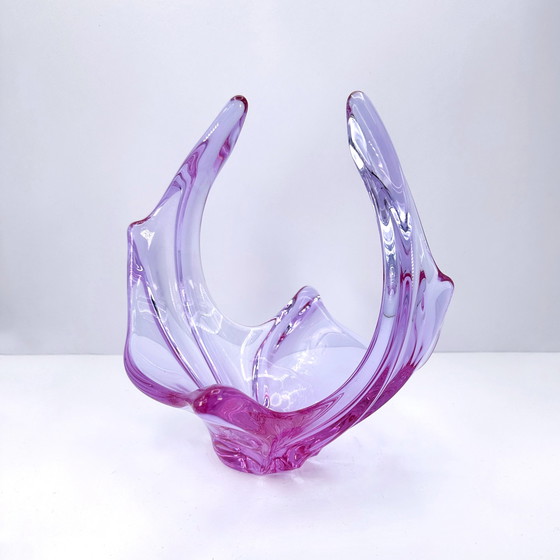 Image 1 of XXL Bowl Alexandrite Glass Mid - Century Pink 50s