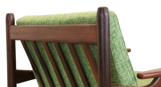 Image 1 of Fauteuil 'Rozendaal' vintage nouveau revêtement