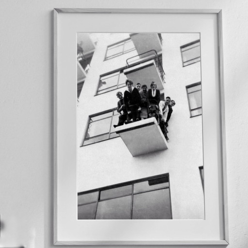 Photographie en noir et blanc du Bauhaus de Dessau, 1930 | Modernist Black and White Photography