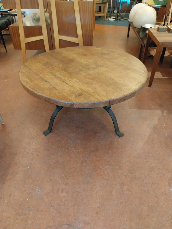 Image 1 of 1 X Brutalist Round Coffee Table 1970'S