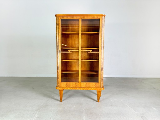 Biedermeier display cabinet Walnut Ca. 1820