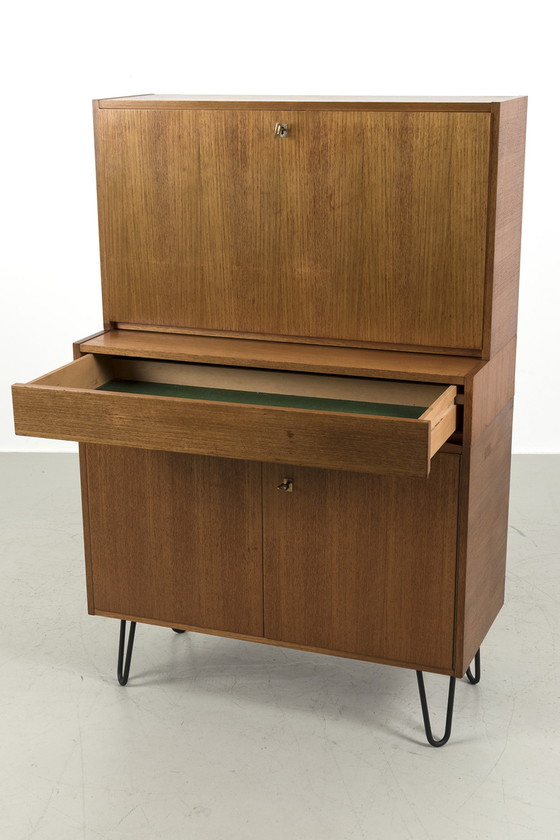 Image 1 of Multipurpose cabinet with lighting 69409