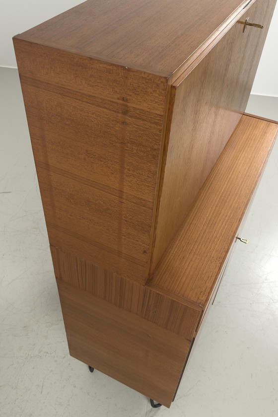 Image 1 of Multipurpose cabinet with lighting 69409