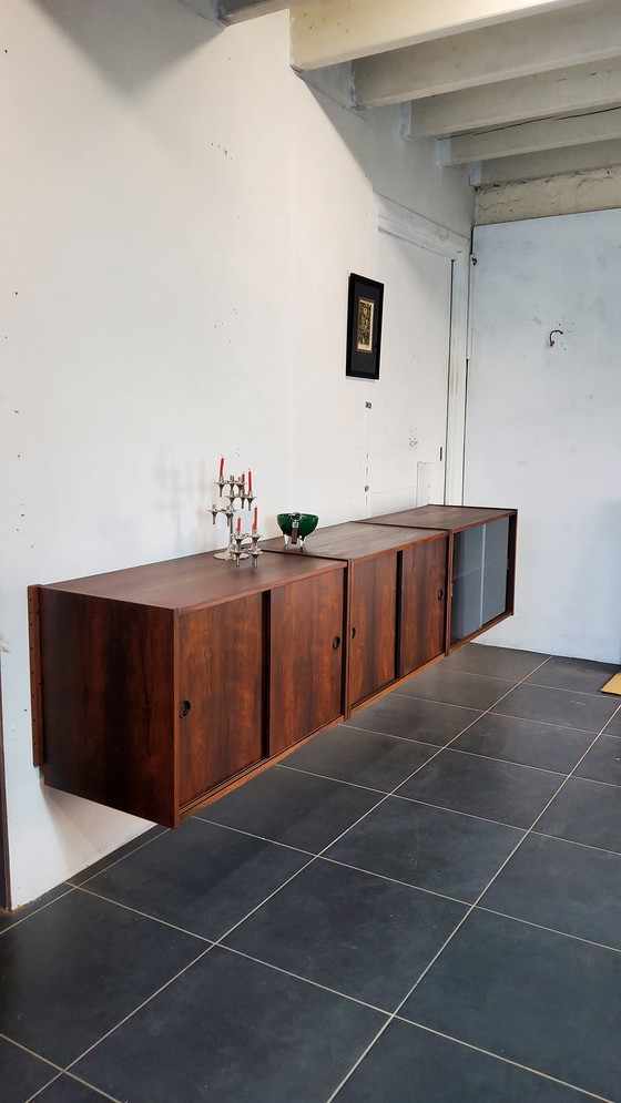 Image 1 of Credenza a parete