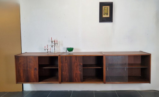 Wall-mounted sideboard