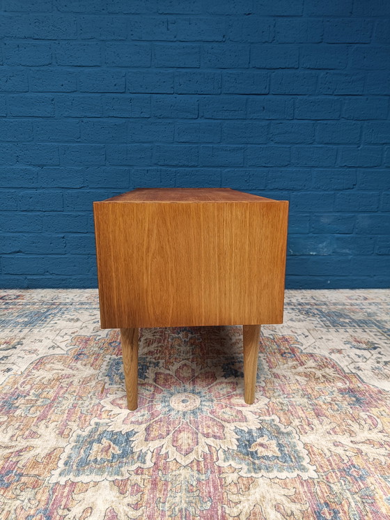 Image 1 of Commode vintage