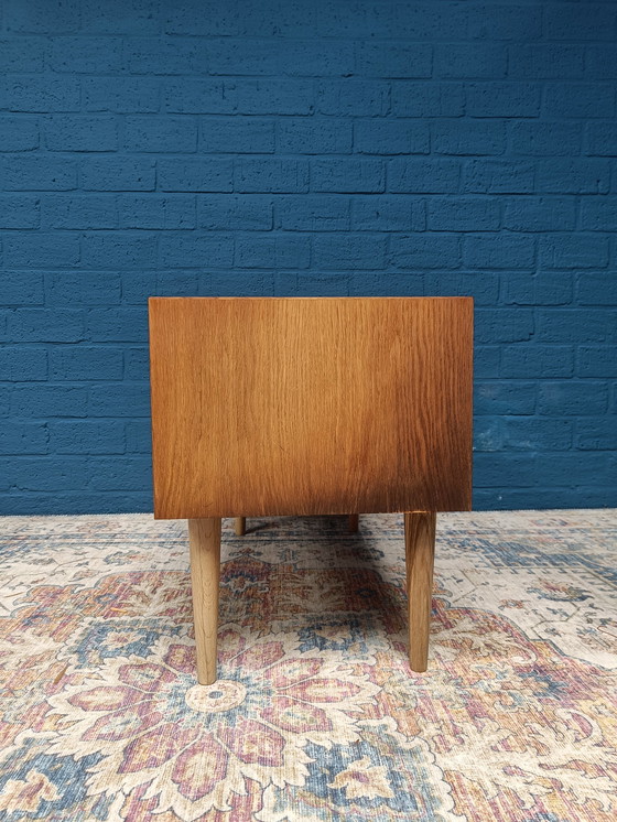 Image 1 of Commode vintage