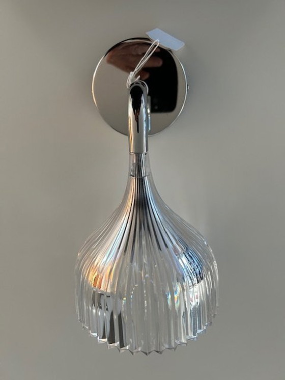Image 1 of Kartell É