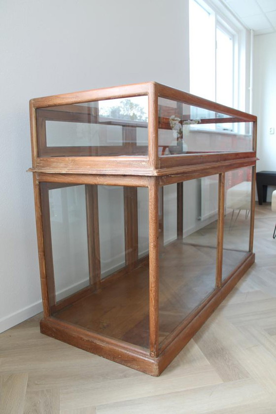 Image 1 of Glass display cabinet