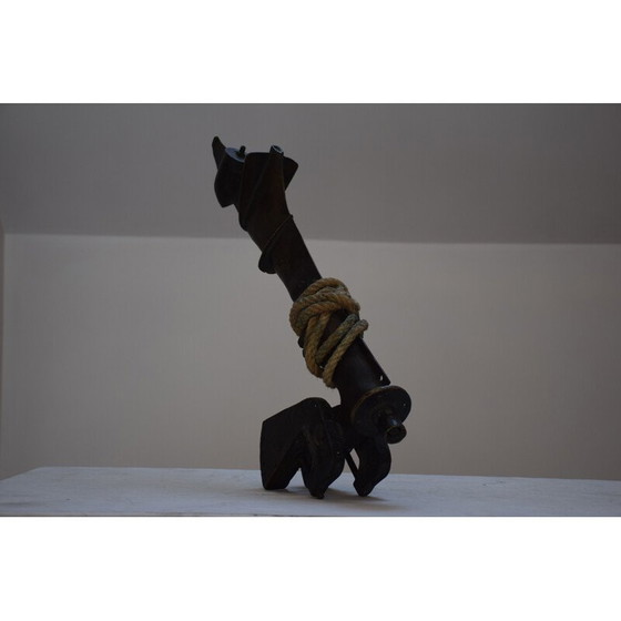 Image 1 of Eje de motor antiguo y cuerda de Peter Klasen