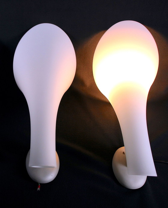 Image 1 of Pair of white Murano wall lights by Carlo Nason for "Murano Due", Italy