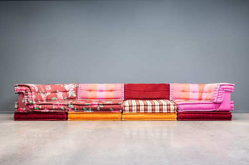 Mah Jong Sofa