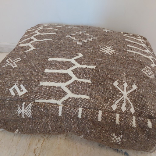 Berber cushion