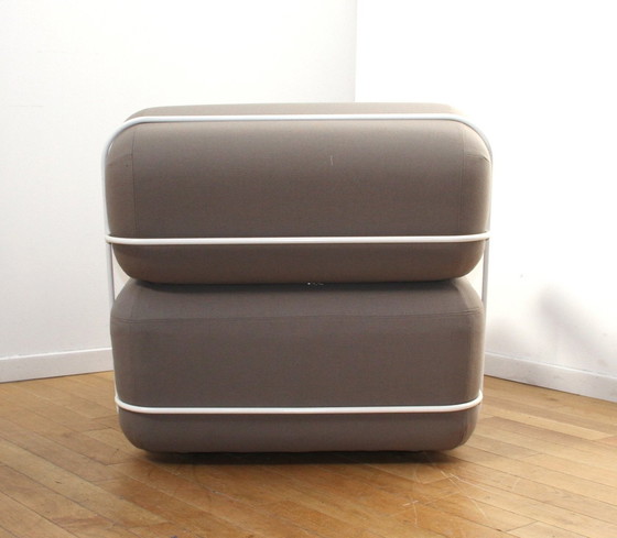 Image 1 of Pebble design armchair, Bla Station