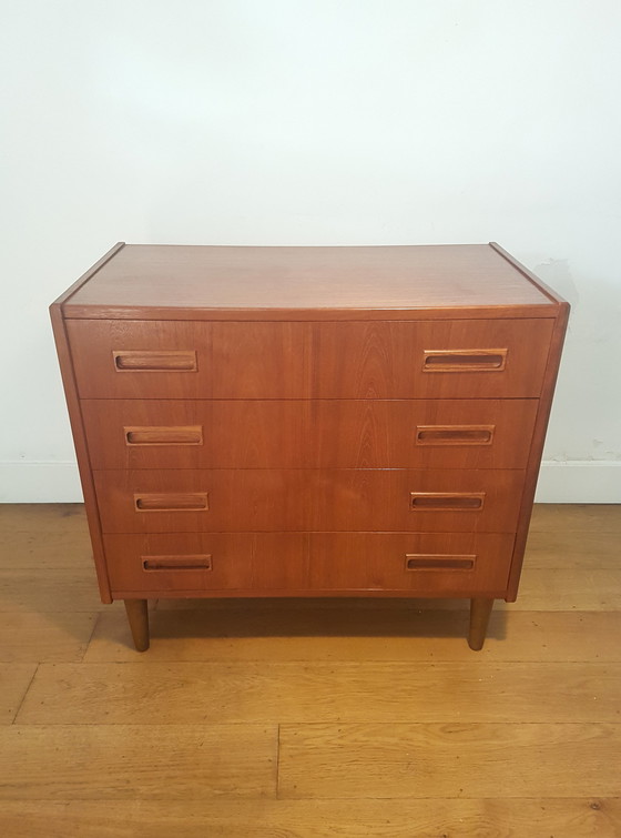 Image 1 of Cassettiera vintage danese di Westergaard Møbelfabrik in teak
