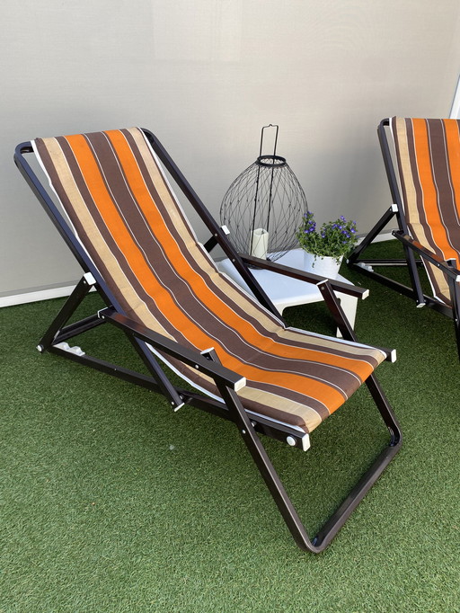 2 pieces space age Lounge garden chairs